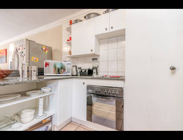 4 BEDROOM TOWNHOUSE RENTED IN ALLEN'S NEK
